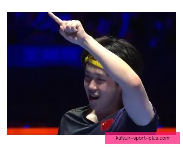 师娘落泪心疼刘国正妻子哽咽王楚钦独背国旗前行这一幕太揪心至极